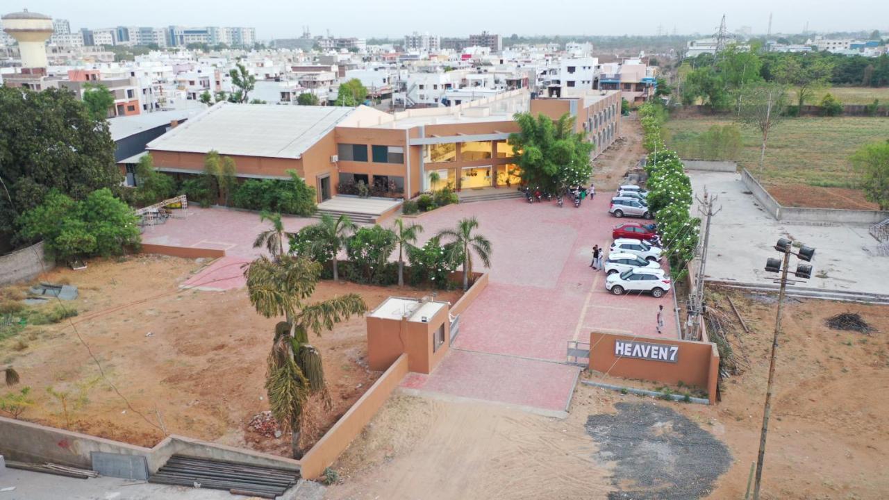 Heaven 7 Hotel & Resort Himatnagar Exterior photo